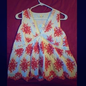 👑Never worn adorableeee babydoll type shirt!👑